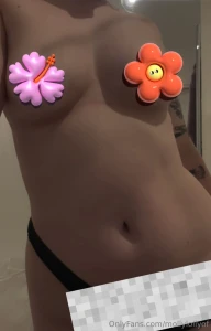 Want some vip pics like these uncensored ones pm me for prices part 1