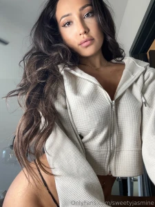 Crop top clinging panties barely on guess i got comfy without warning