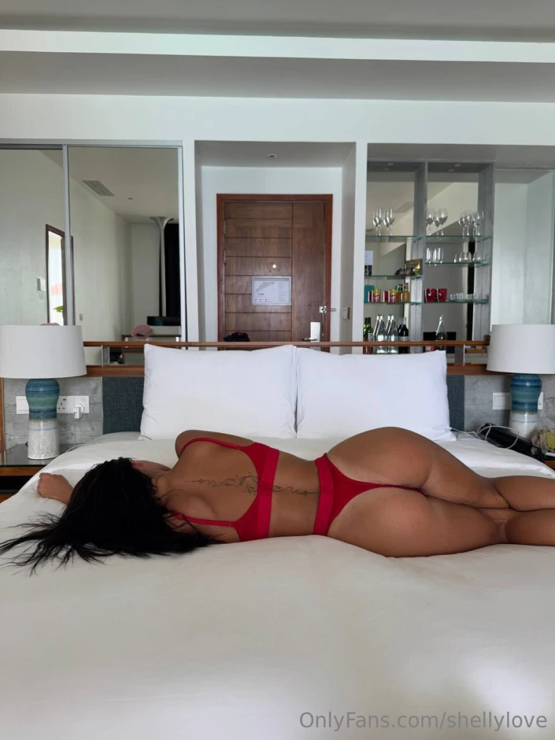 Qui veux me faire des papouilles 