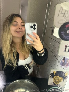 Se me ocurren cositas en este ba o