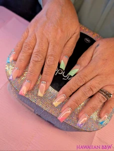 Pretty new nails yesterday and i m bout to knock out a custom video