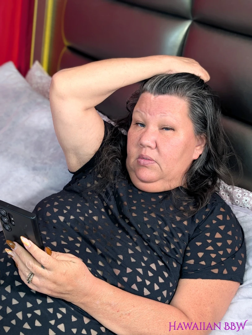 Sexting dm me to sext with photos with me all december long current 