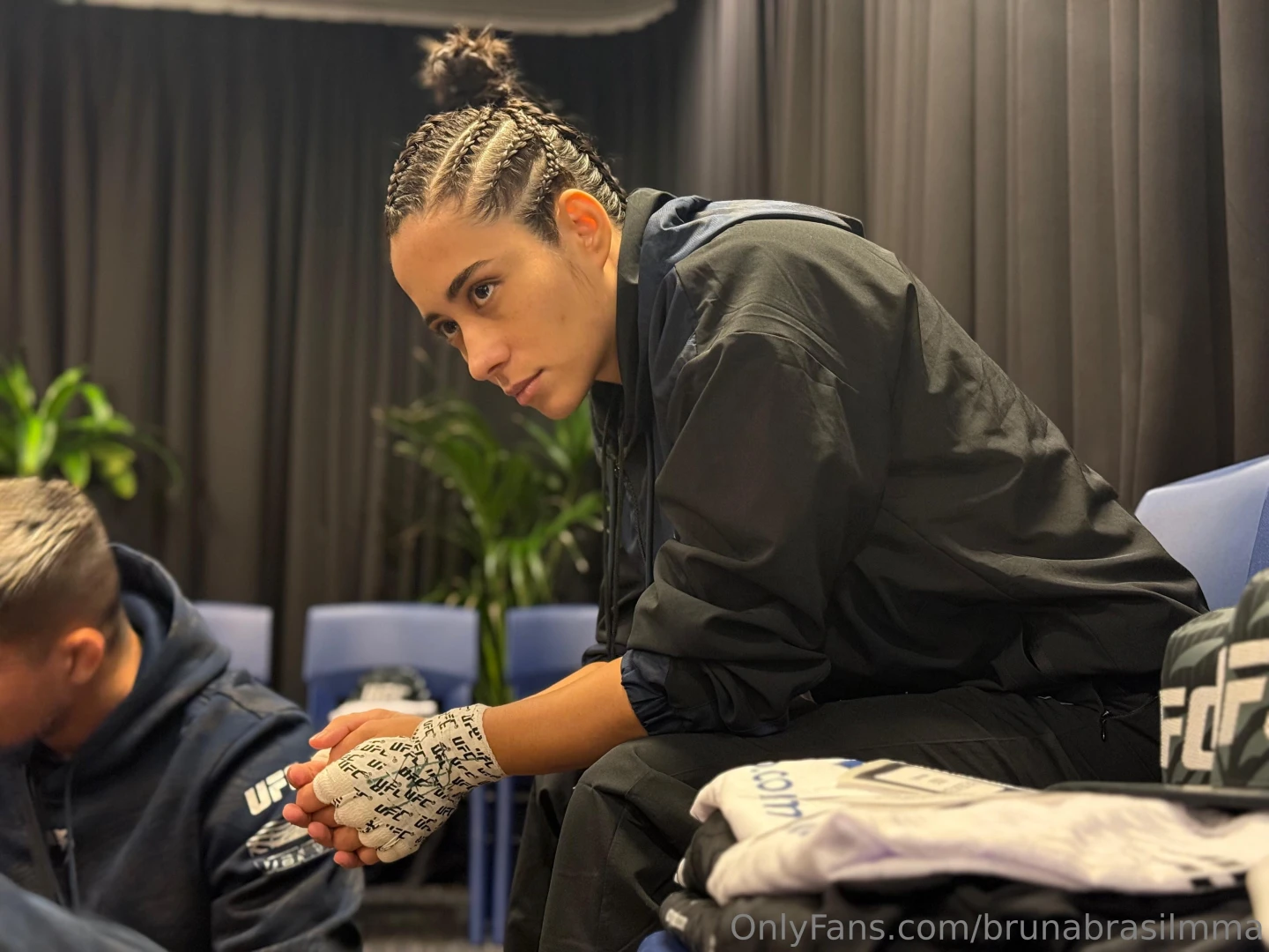 Hands wrapped we are ready for war 