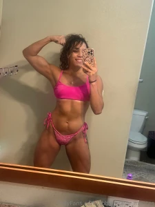 Cada d a m s cerca 8 days