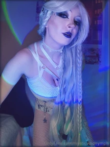 Some lewds in this set for u 2 shoe pics included more coming sometime part 1