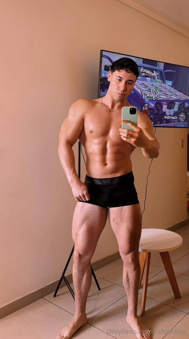 Free subscription mosciaro mosciaro i m your muscular guy sexy playful part 4 