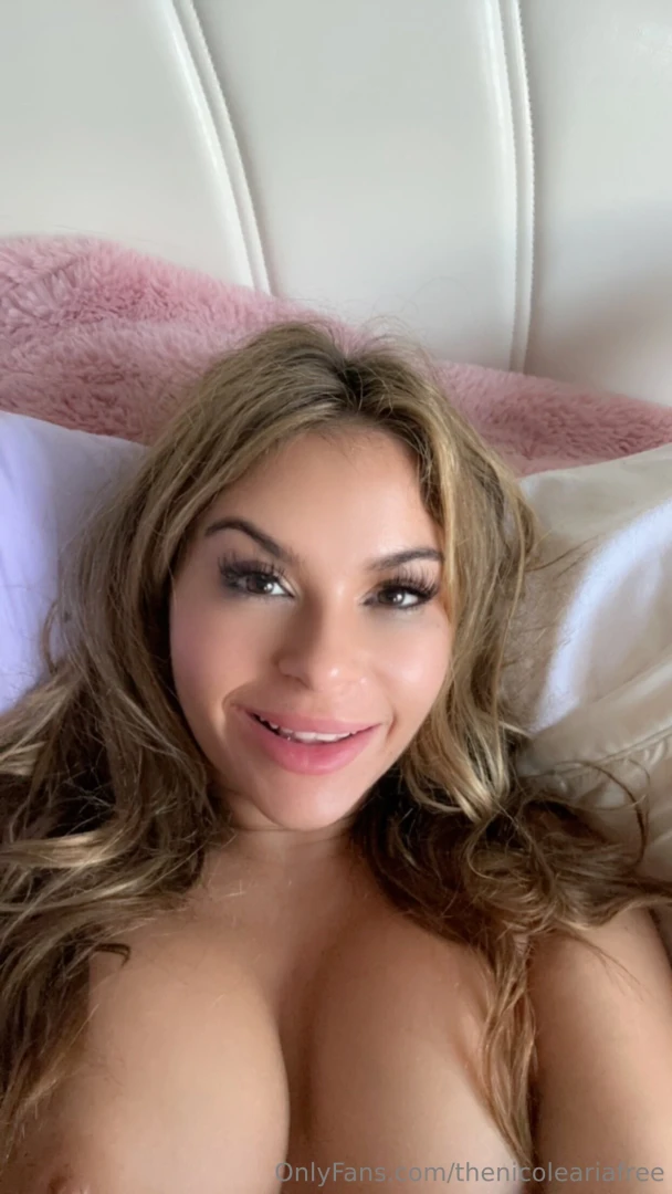 Want to get updates about my life during the week i send out personal 