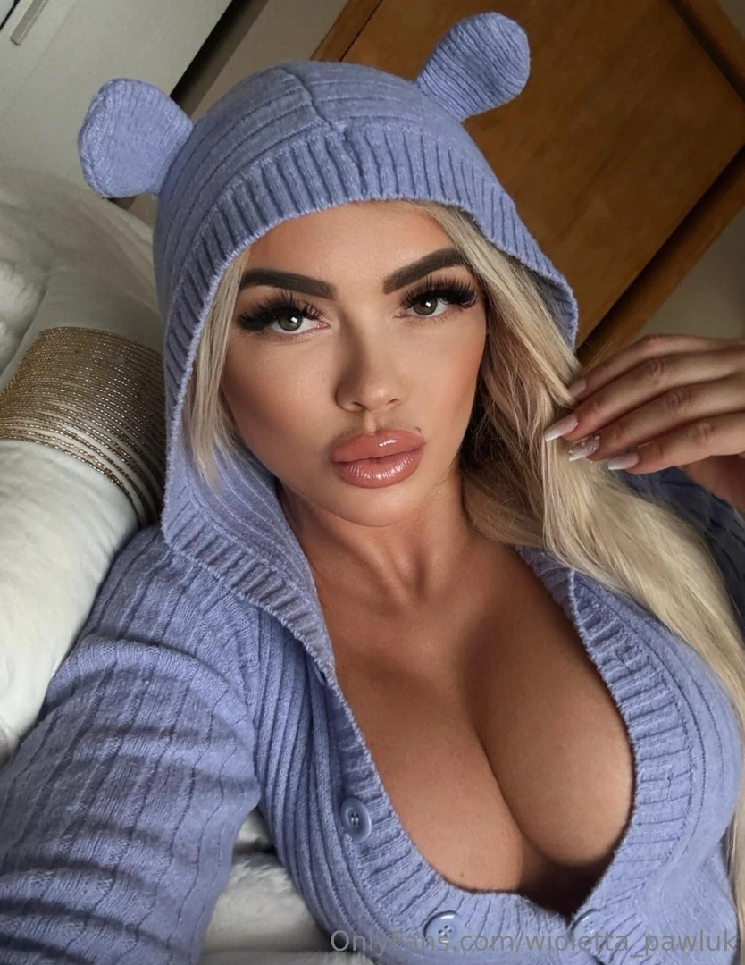 Do you like my ears hehe 