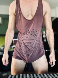 That top that let s my neighbours see my cock