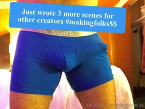 If you are interesting in scripts for your scenes i m your guy ping me