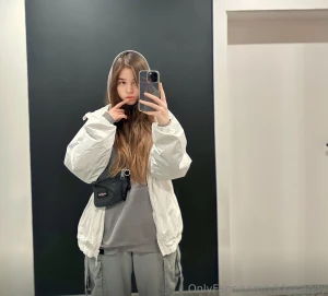 Maryylove her tight huge ass needs your hard cock inside can you spank part 49