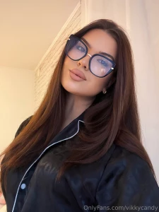 Stop scrolling evita_blanco this hot thing evita_blanco evita_blanco part 2