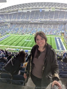 Your girl went to a seahawks game finally feeling much better and