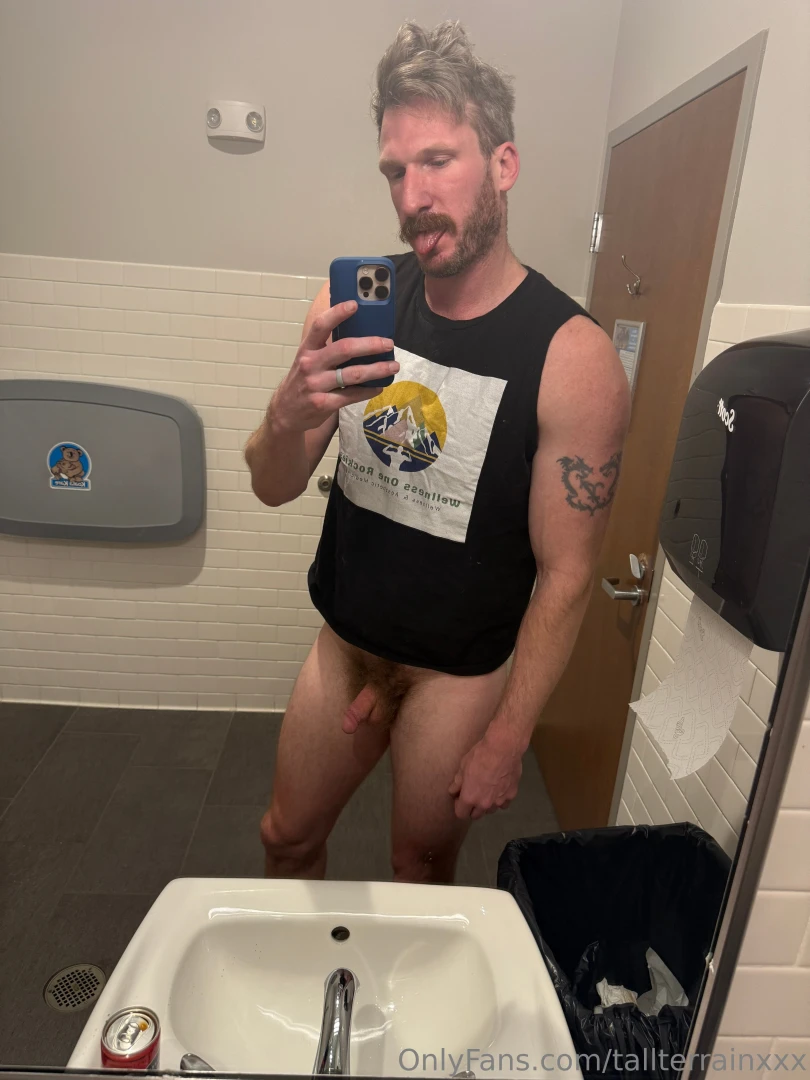 Nice long weekend in the mountains too cold to ski sunday so baited 