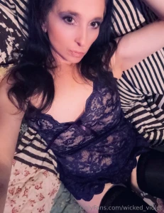 Tip generously and i ll show you more