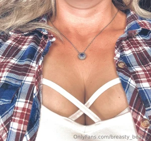 Y all should have a wild and wacky wednesday xoxoxo bb hotwife