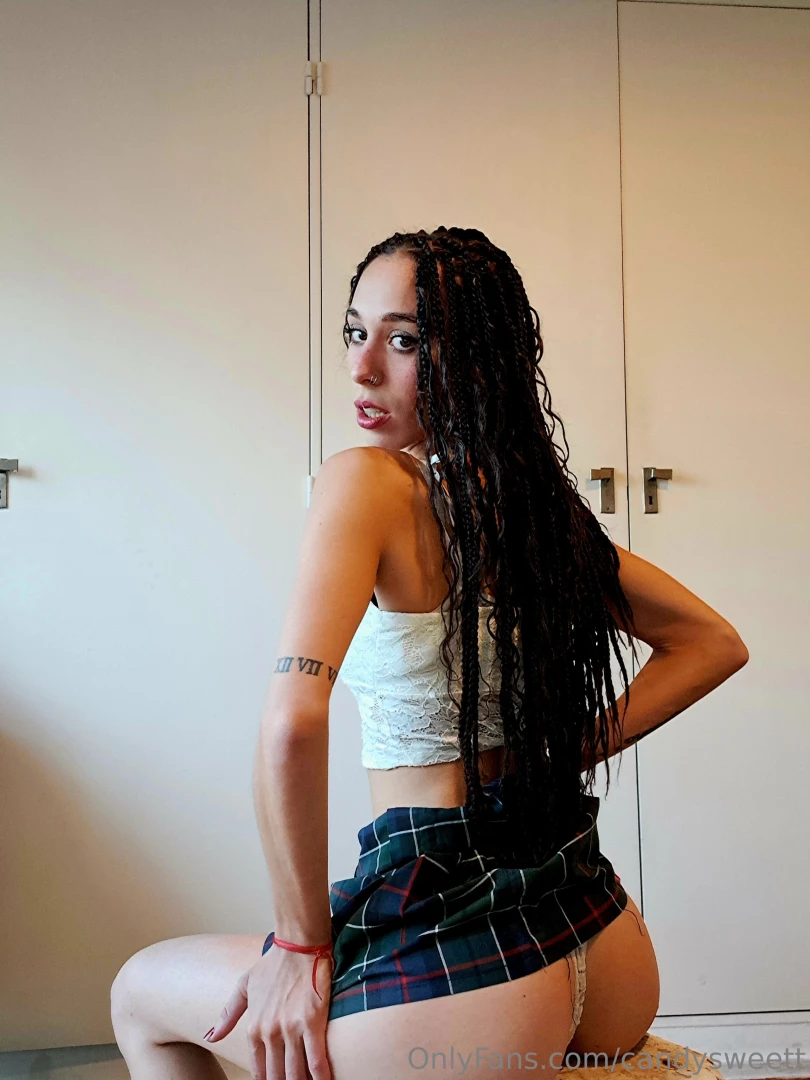 Hey guys do you think this little body can handle all your fantasies 