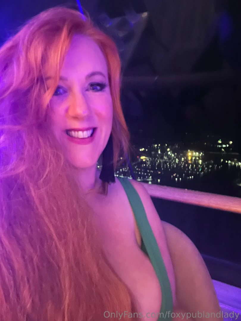 Beautiful scenery at night x 