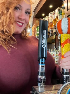 I love pulling pints