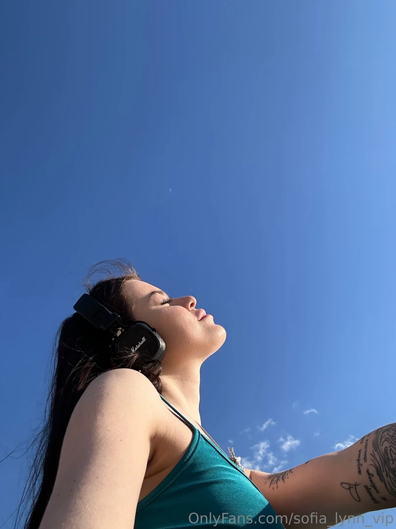 I m that person who can t live without music part 2 