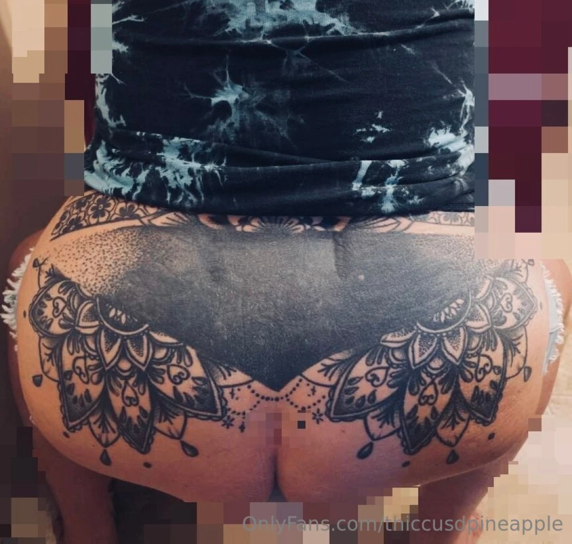 A little assssssss for ya please tip your server 