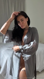 What do you prefer brunette with highlights or black