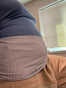 I was worried when i bought this shirt that the line between fabrics