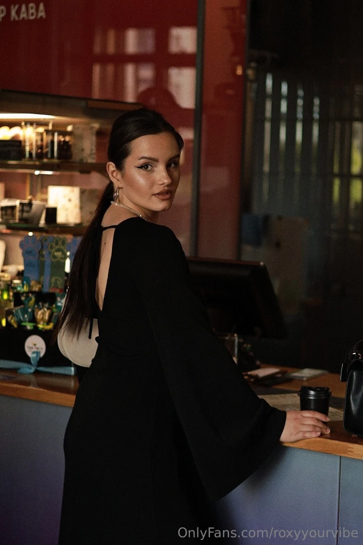 Morning light a quiet caf and a warm cup of coffee in my hands i m 