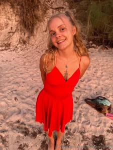 I m not just here to post i m here to chat slide into my dms and let s