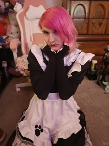 Who wants a turn holding my leash part 2