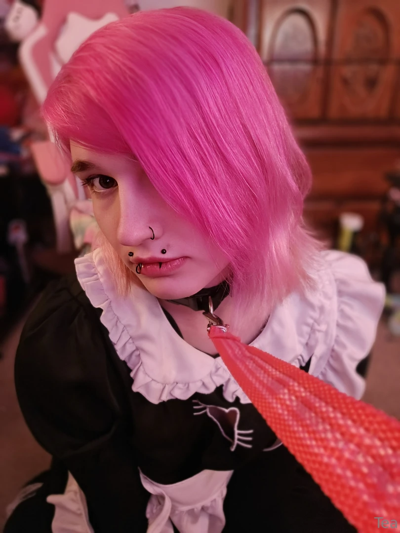 Who wants a turn holding my leash part 1 