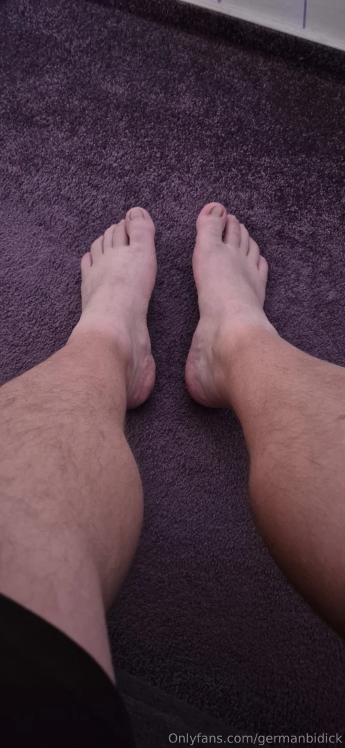 I think my feet need more sun 