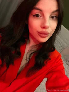 Name me a girl more fashionable then me part 1