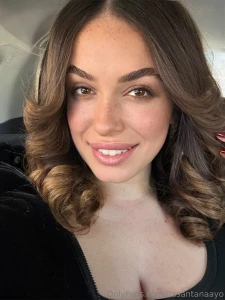 I want to be the first thing you roll over and look at in the mornings