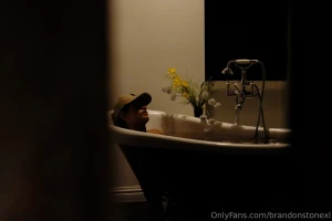 Maybe i m a little embarassed to say but i like the voyeur style i part 2