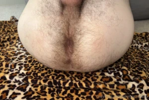 Even more hairy hole and taint check in tomorrow for the whole show part 4
