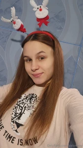 Who said the holiday spirit can t last all year come dream of me