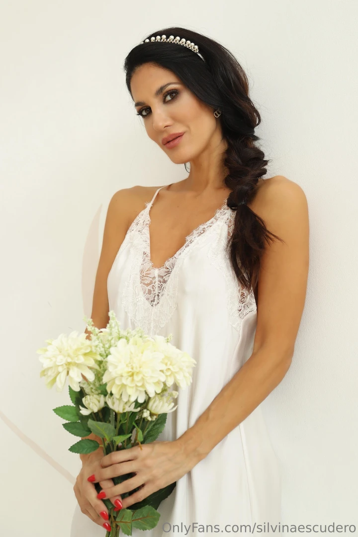 No todo lo que parece angelical lo es si te quedaste con ganas de ver 