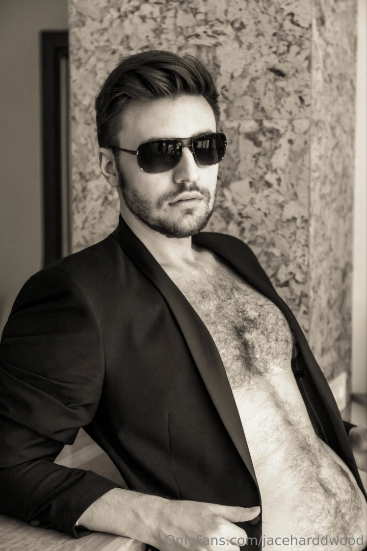 Open up my nude pics and videos special hump day huge sale on my vip 