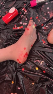 Yummy messy horny strawberries on feet and my nail cracked see you part 2