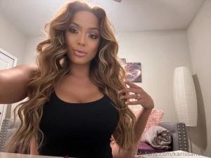 Kinda love this curly hair