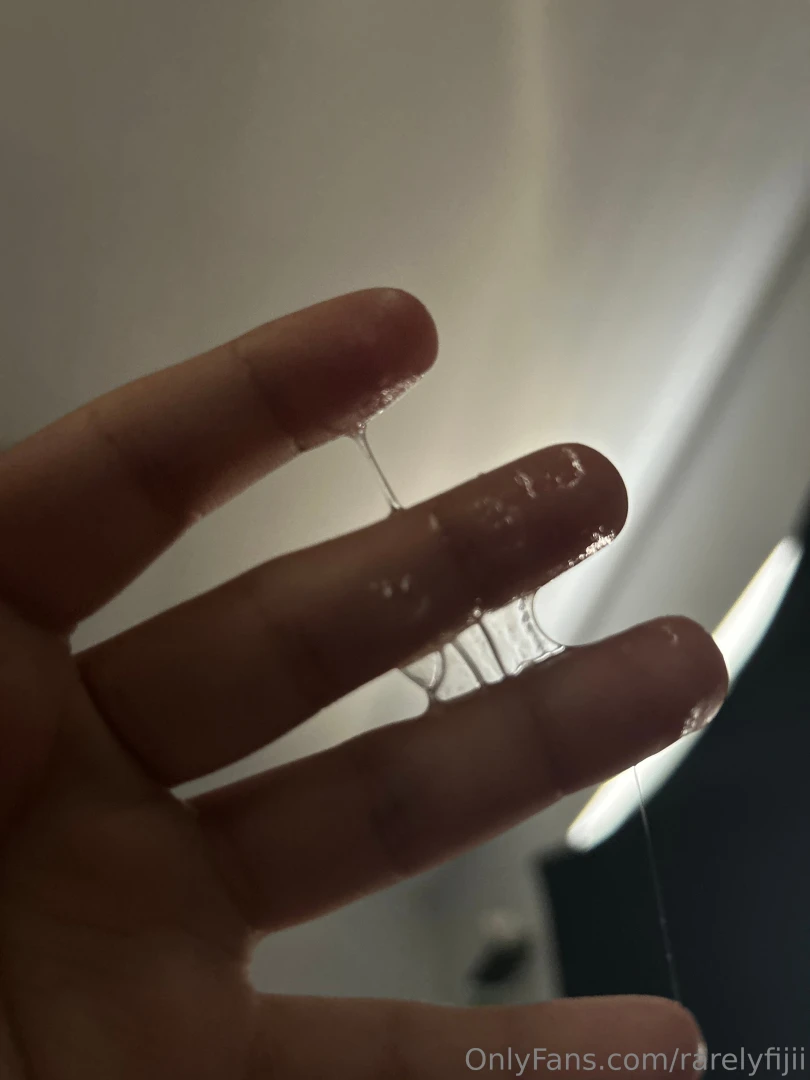 I get so wet when i drink wtf 