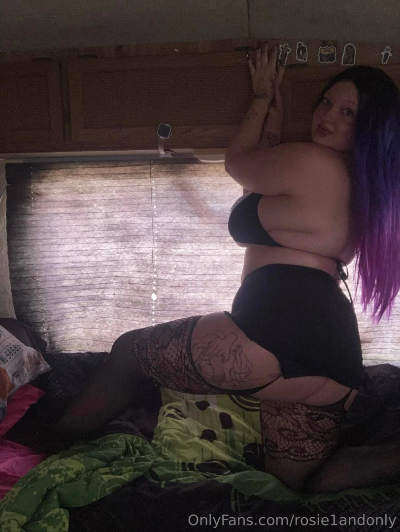 Jayswildinduh go follow my bestieee 