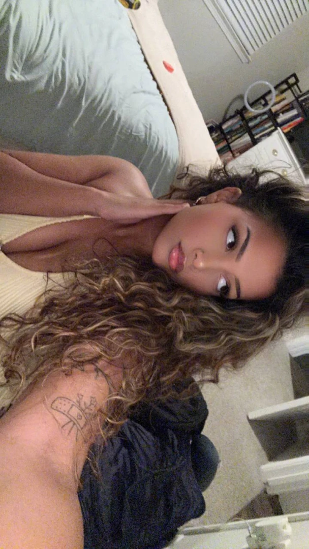 Seeing the likes count on my profile go up makes me horny 