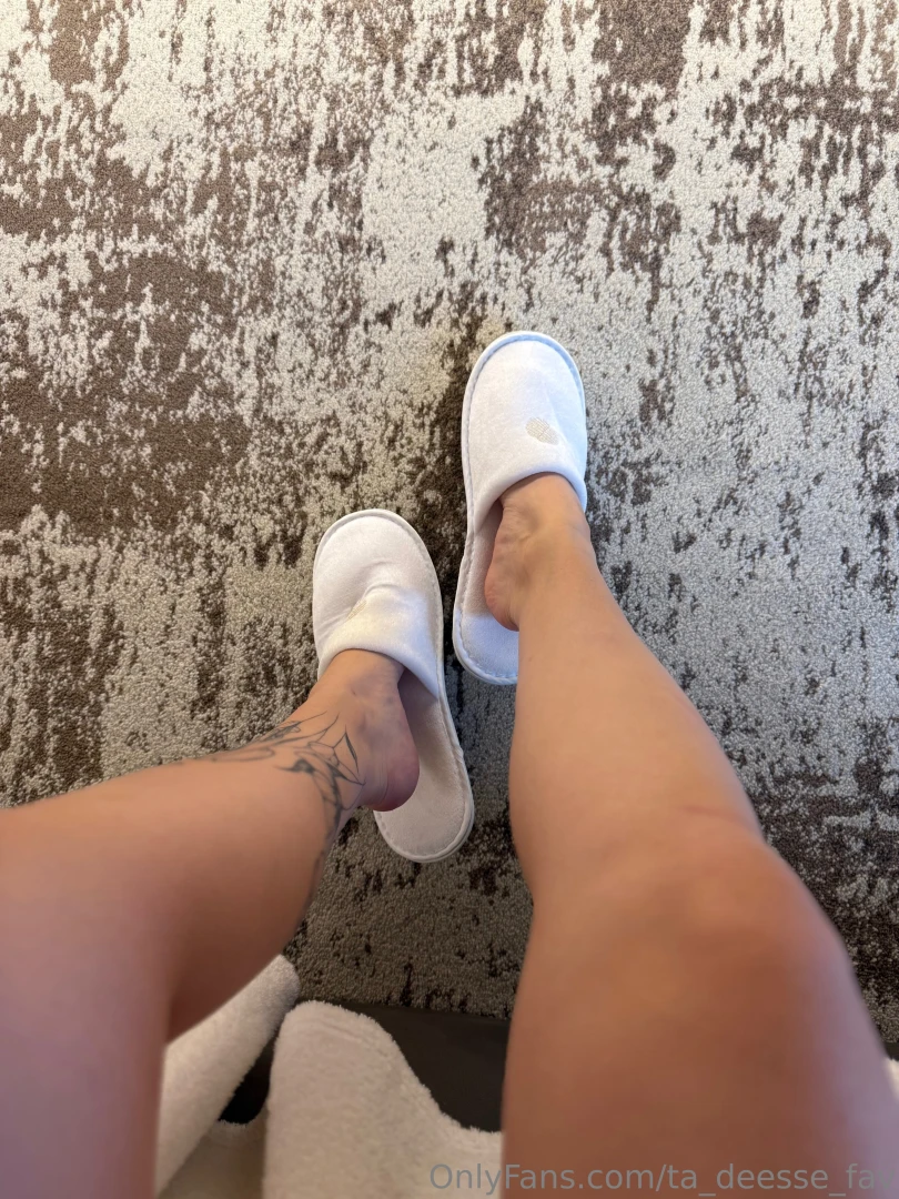 Avec ou sans les chaussons de l h tel part 1 