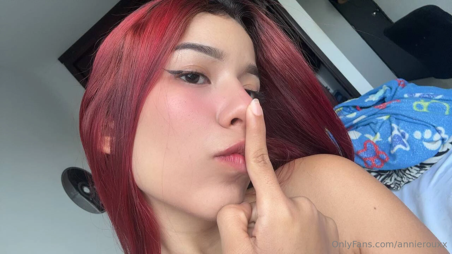 Today i want you to guess what color i would like for my hair if you 