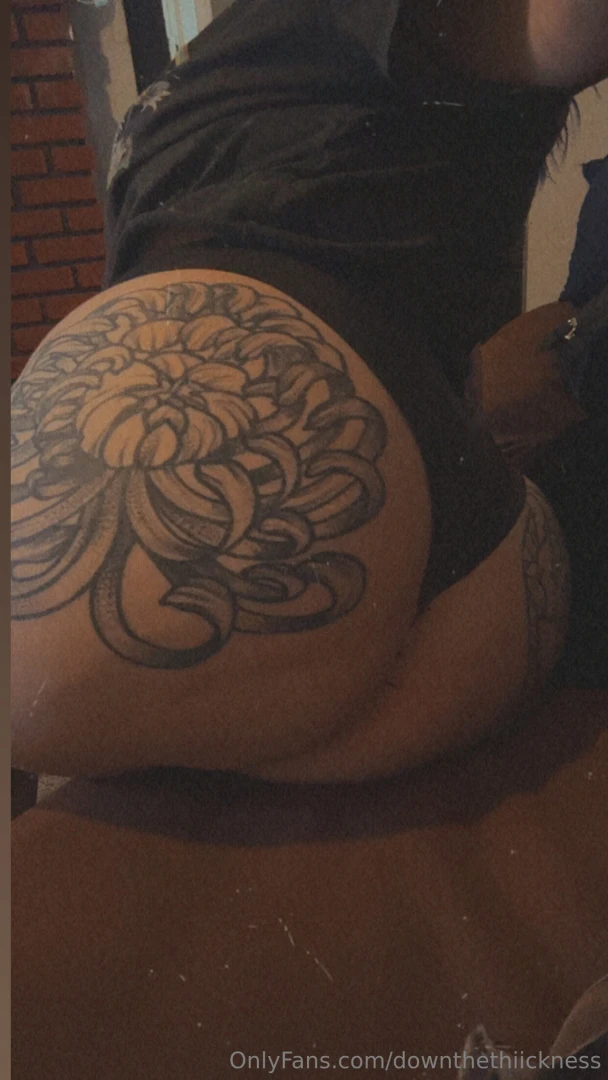 Happy friday yall i ain t funa jinx it but ya know aha 