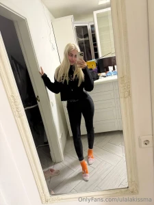 I wake up smile live - that s my job