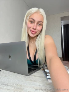 So yeah studying from home is like pretending you ve got your life