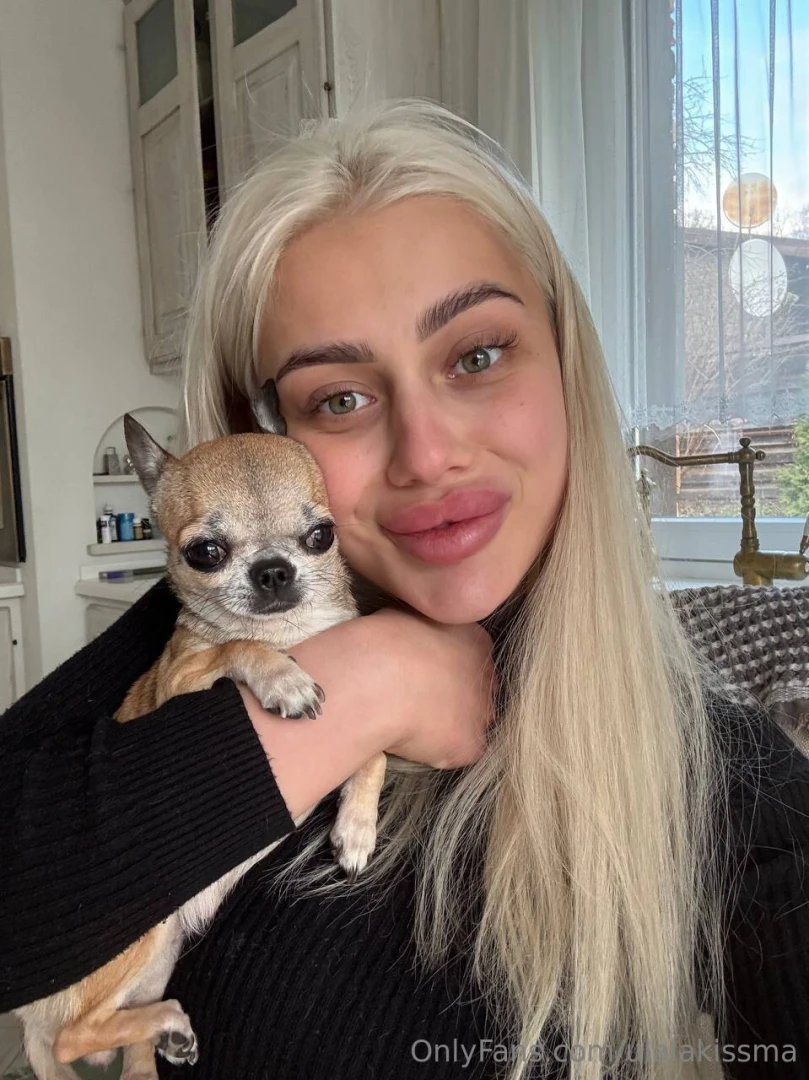 My little princess grusha always looks like i don t know this woman in 